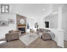 Primary Bedroom - 69 Goldridge Drive, Ottawa, ON K2T1E9 Photo 6