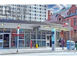 803 - 284 Bloor Street W, Toronto, ON M5S3B8 Photo 18