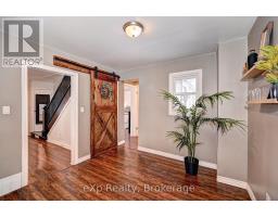 310 Barber Avenue N, North Perth, ON N4W1R9 Photo 11