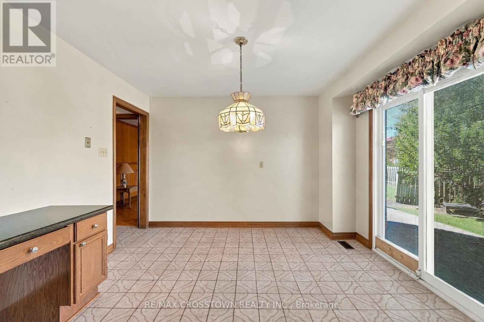 322 FOREST DRIVE - 12
