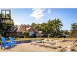 7702 St Clair Rd, Stoney Point, ON N0R1N0 Photo 42