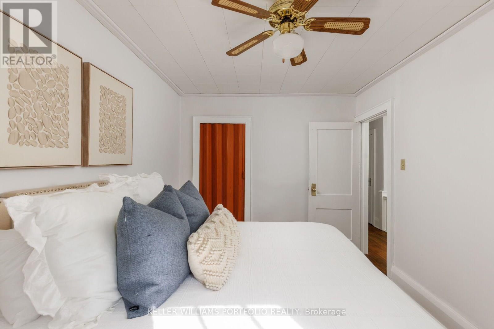 279 GARDEN AVENUE - 27