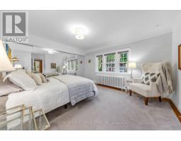 4 Brule Crescent, Toronto, ON M6S4H9 Photo 13