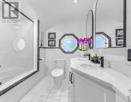 4 Brule Crescent, Toronto, ON M6S4H9 Photo 17