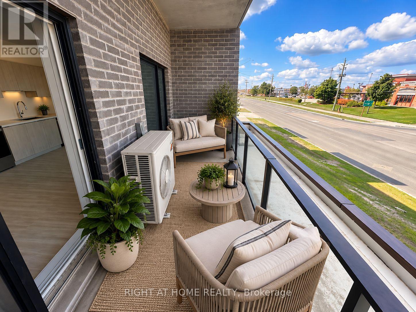#201 408 DUNDAS STREET S - 13