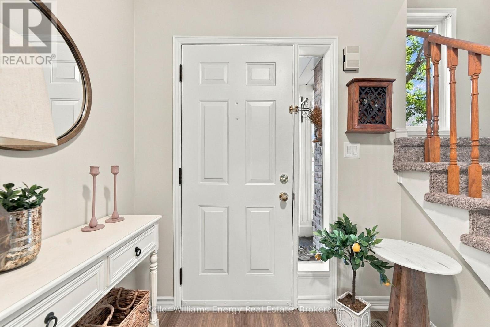 746 ELDERBERRY DRIVE - 8