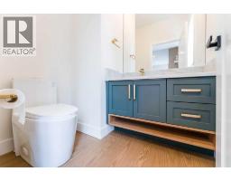 Bedroom - 812 1 Street Nw, Calgary, AB T2M2R7 Photo 18