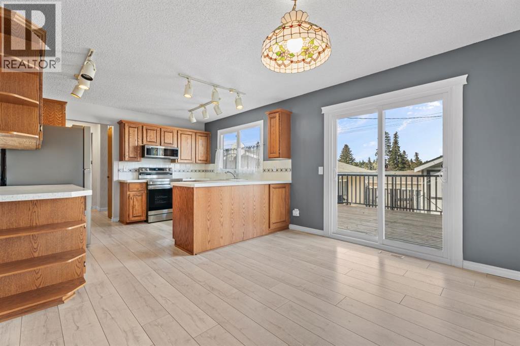 135 Queensland Road SE - Image 15