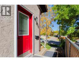 133 Berwick Drive Nw, Calgary, AB T3K1E7 Photo 20
