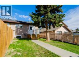 133 Berwick Drive Nw, Calgary, AB T3K1E7 Photo 31
