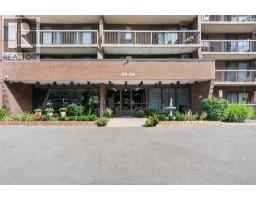 Foyer - 3936 Wyandotte Street East Unit# 810, Windsor, ON N8Y4V1 Photo 7