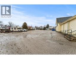 2744 County Rd 42, St  Joachim, ON N0R1S0 Photo 19