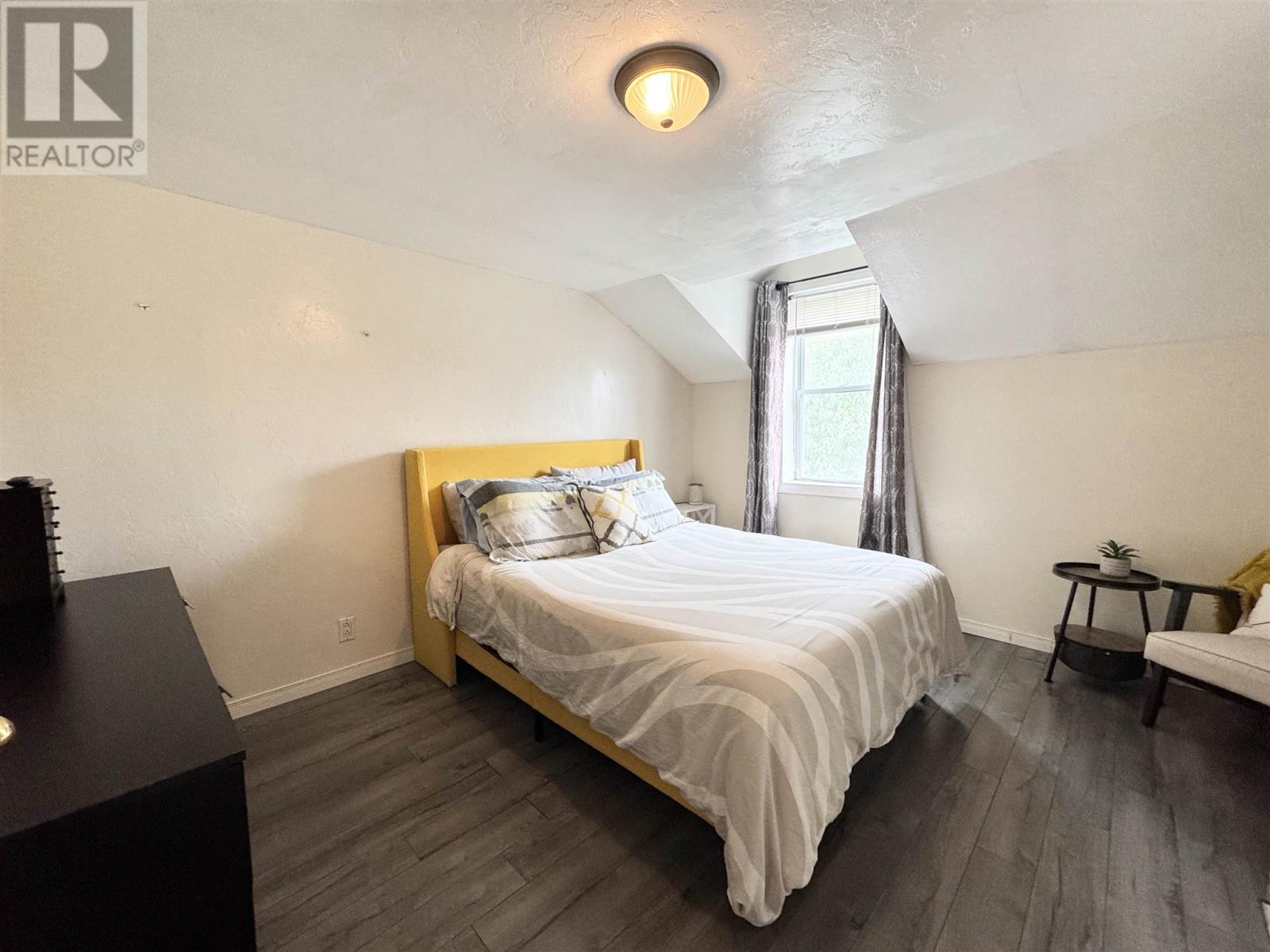 45 Elgin ST - 15