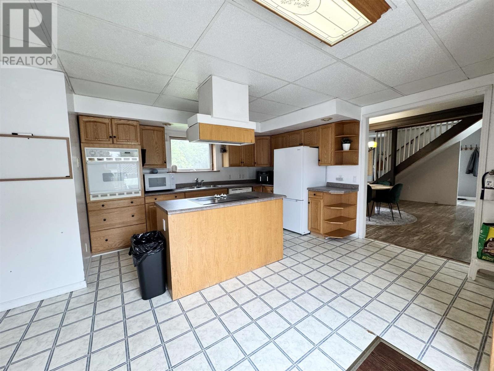 45 Elgin ST - Image 11