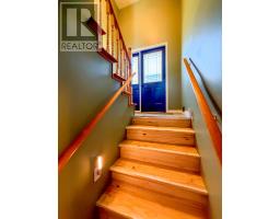2 Roberts Drive thumbnail 24