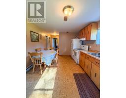 2 Roberts Drive thumbnail 26