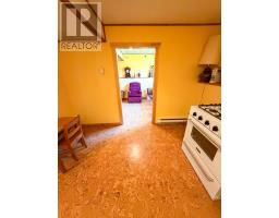 2 Roberts Drive thumbnail 30