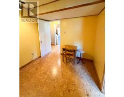 2 Roberts Drive thumbnail 31