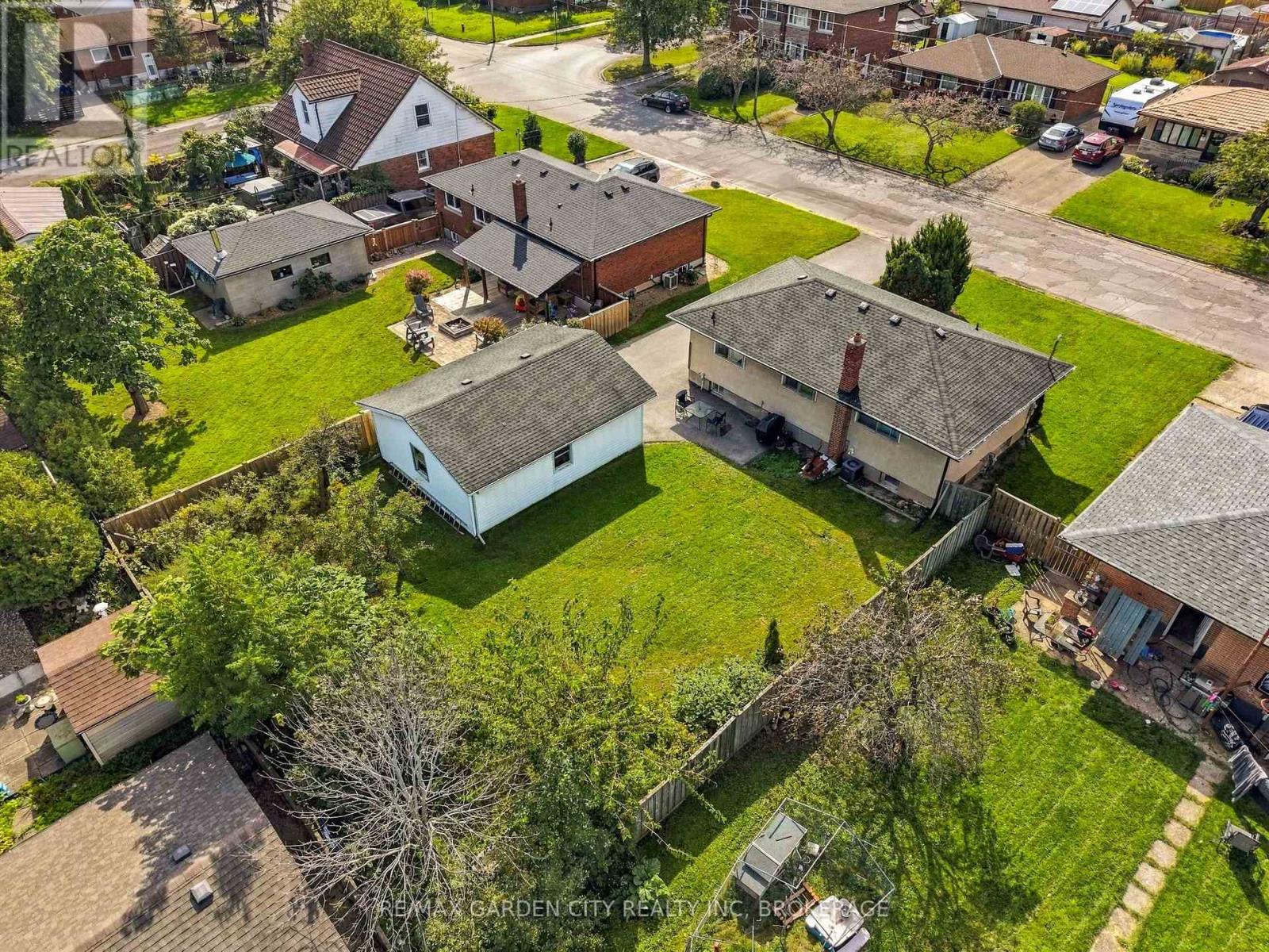 103 KILGOUR AVENUE - Image 39