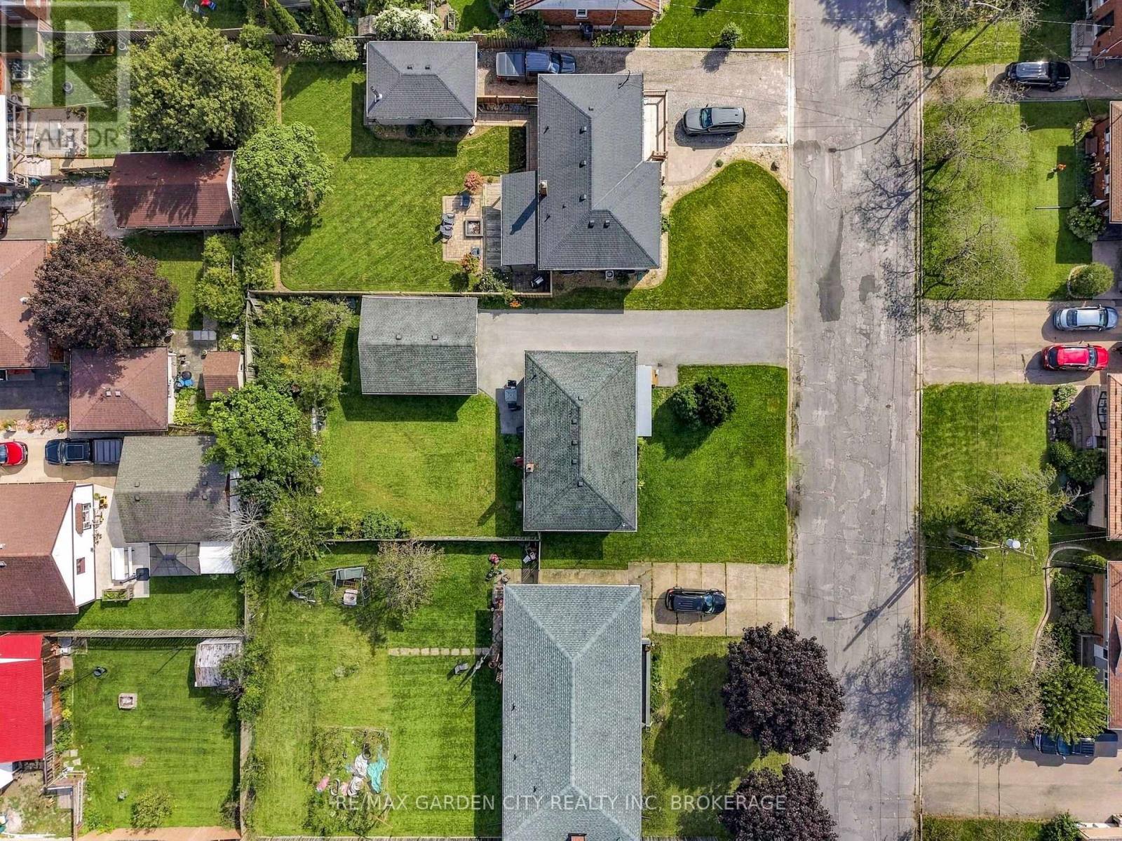 103 KILGOUR AVENUE - Image 40