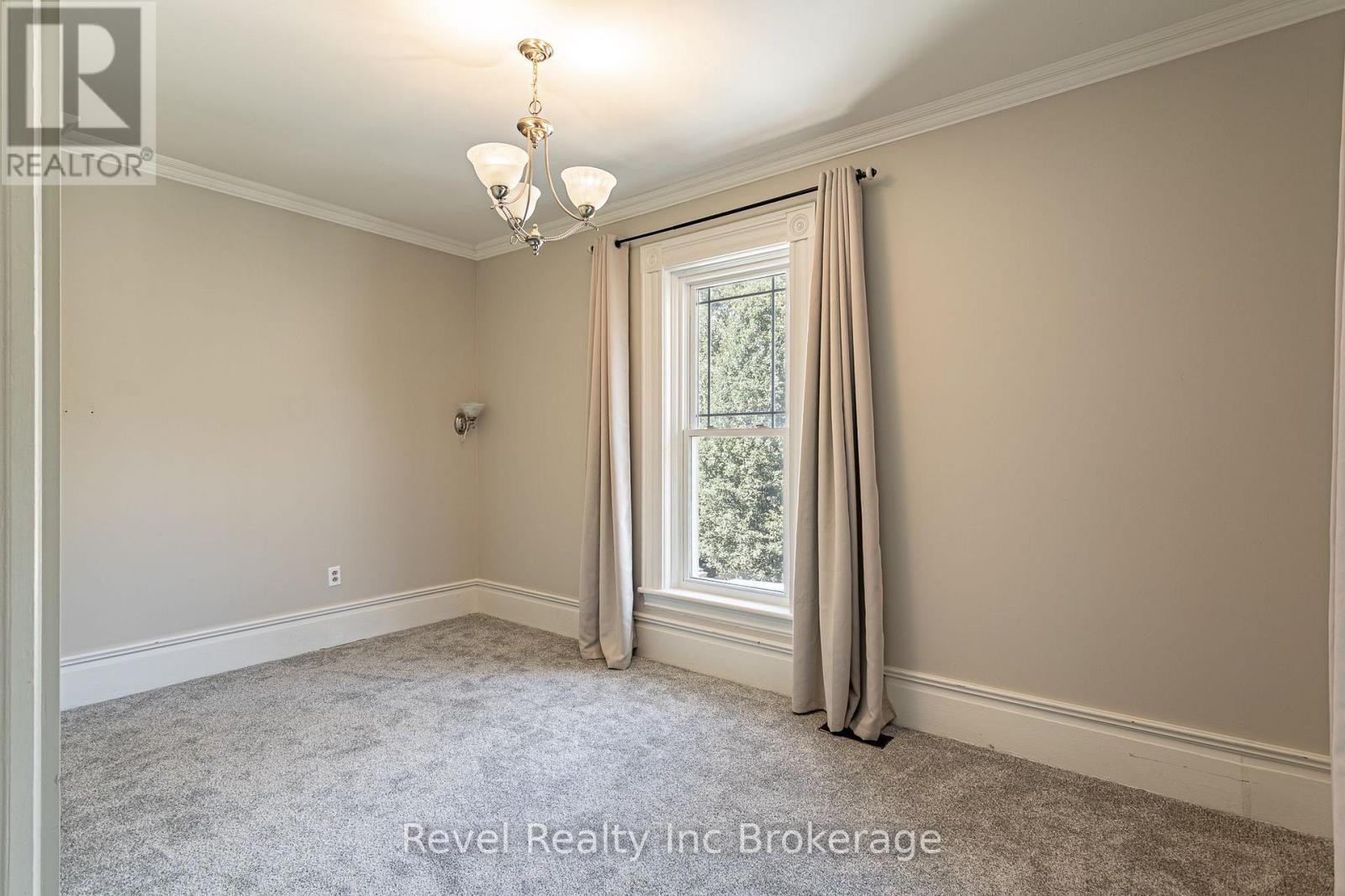 104 ANN STREET - Image 35