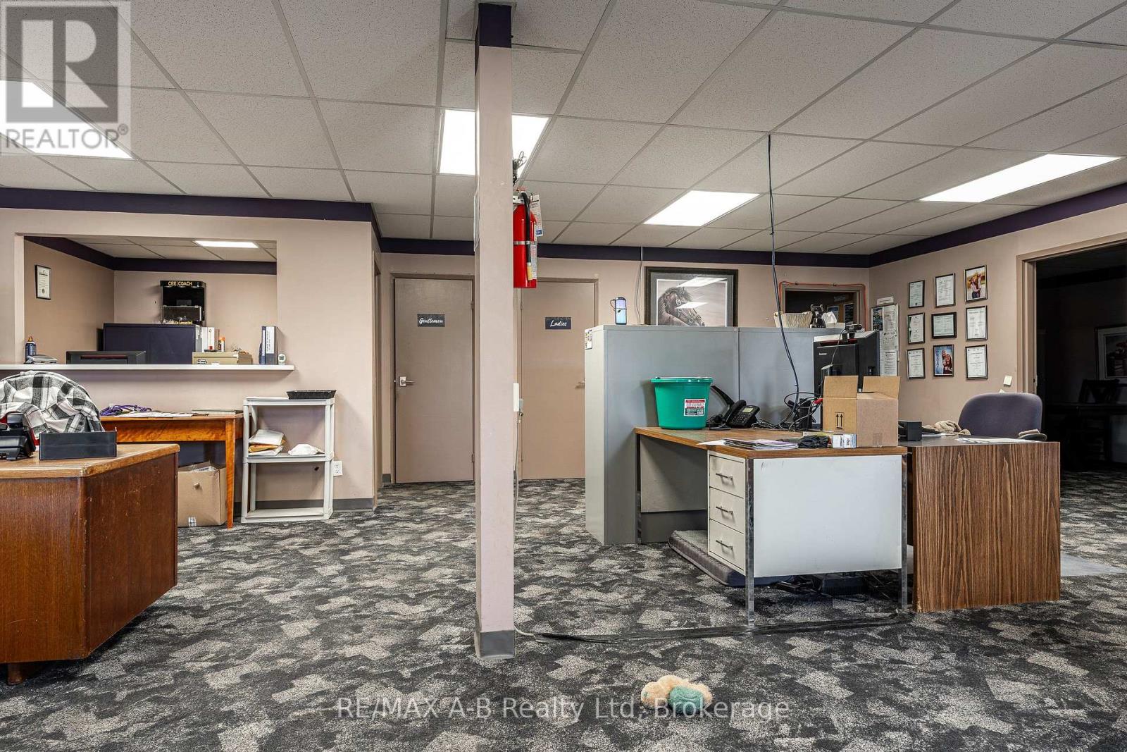 10 Humber Street — photo 16