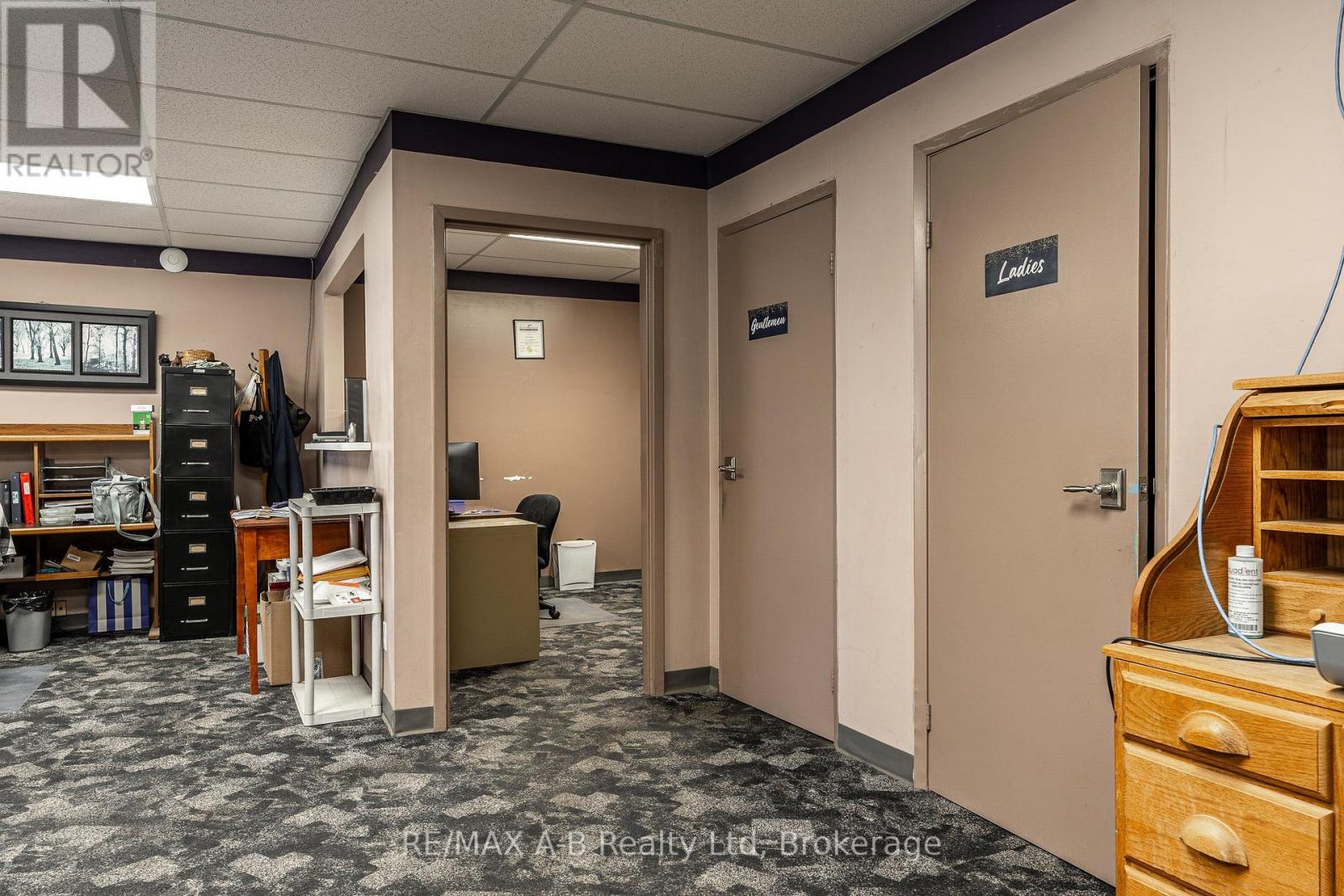 10 Humber Street — photo 17