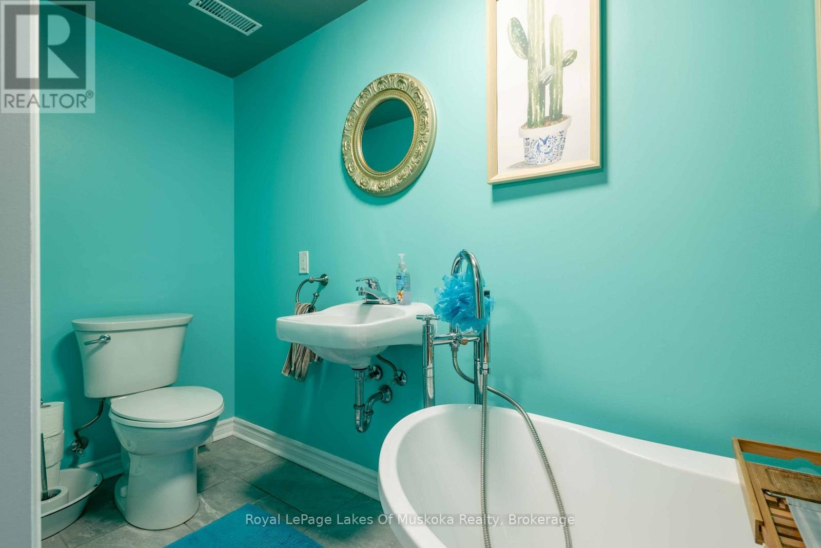 18 GOW STREET - Image 34