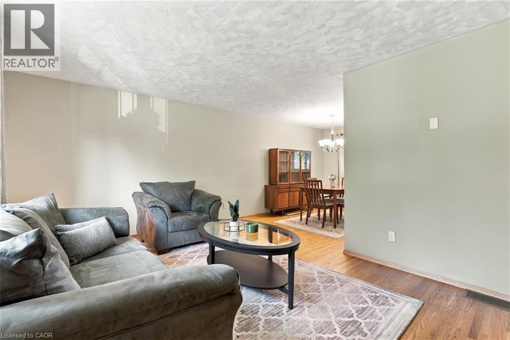 40 KENMORE Avenue - Image 11