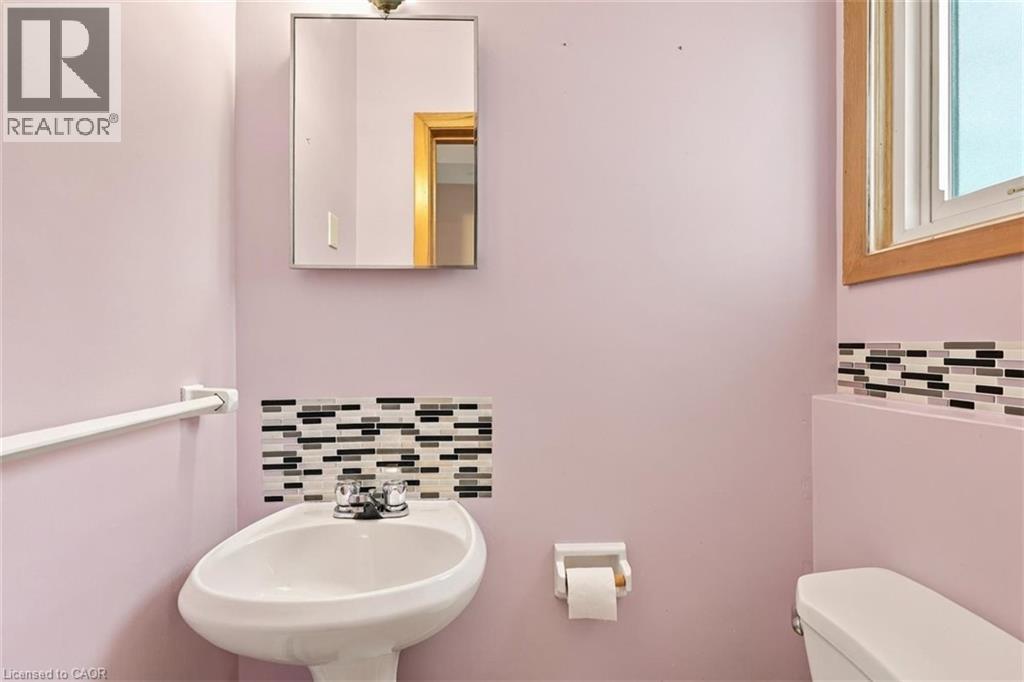 40 KENMORE Avenue - 21