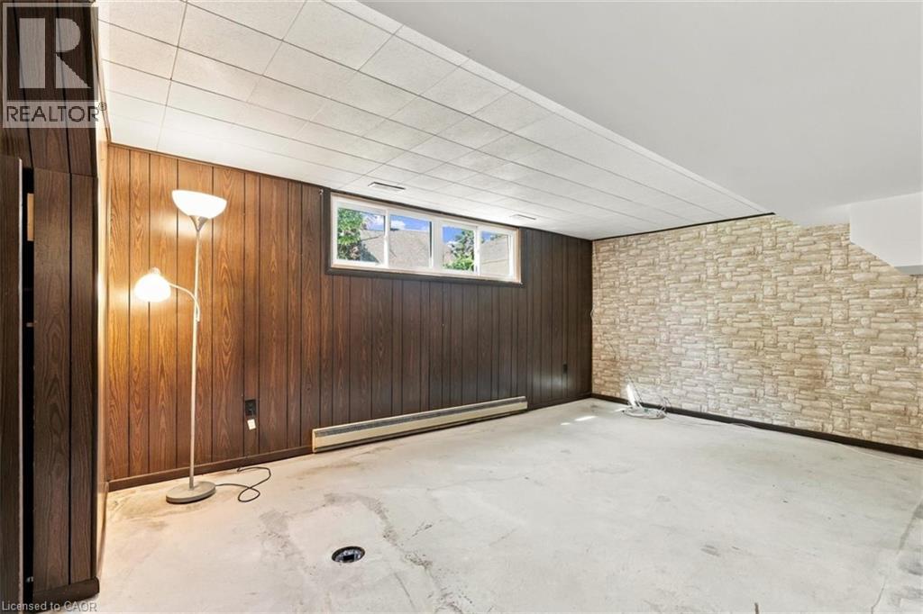 40 KENMORE Avenue - 31