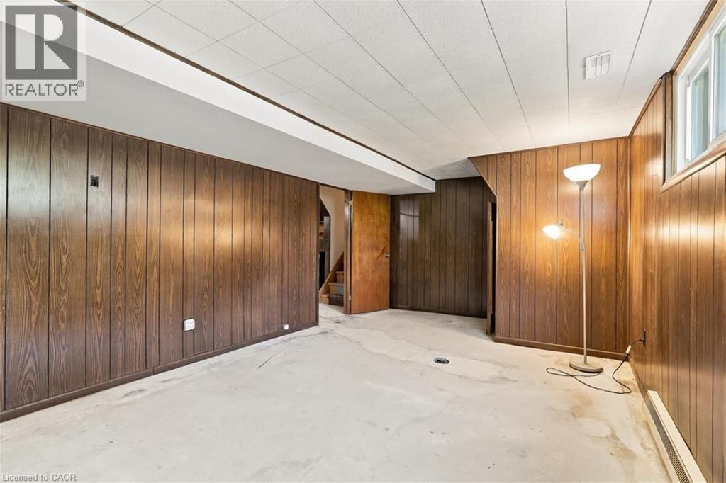 40 KENMORE Avenue - Image 32