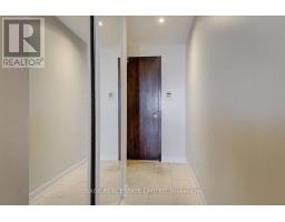 1105 - 438 Richmond Street W, Toronto, ON M5V3S6 Photo 7