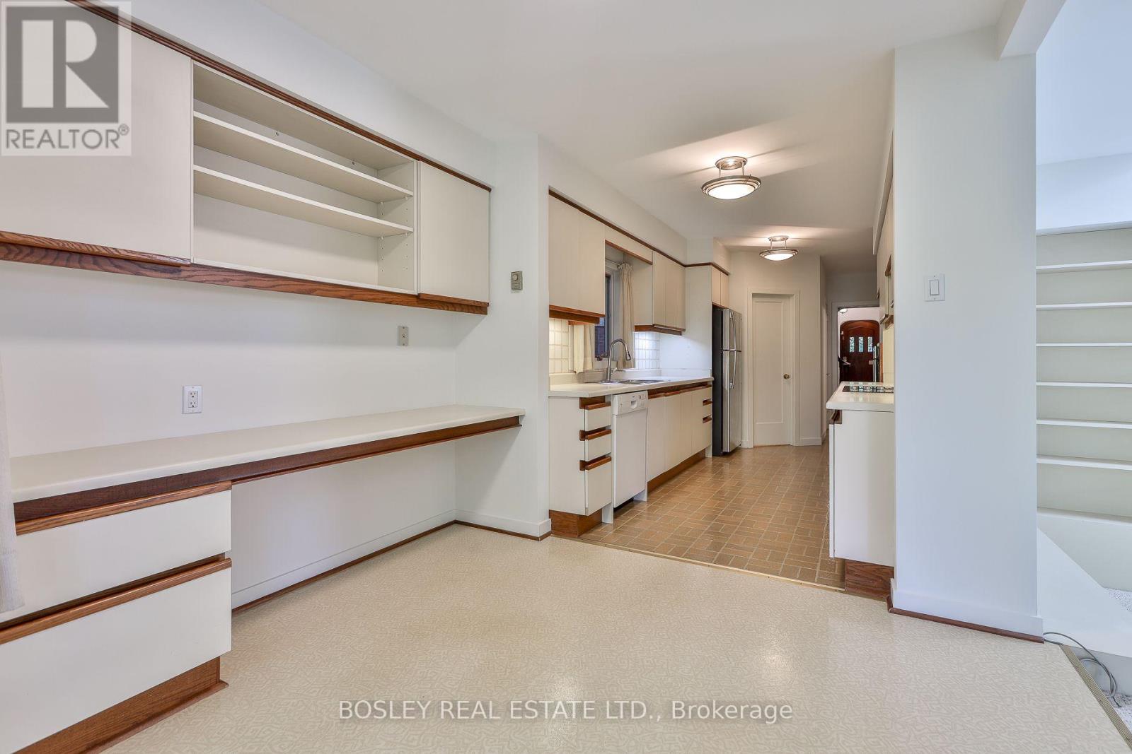 61 HANNA ROAD - 16