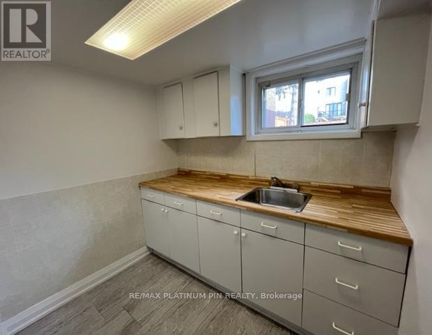 194 FLORENCE AVENUE - 9