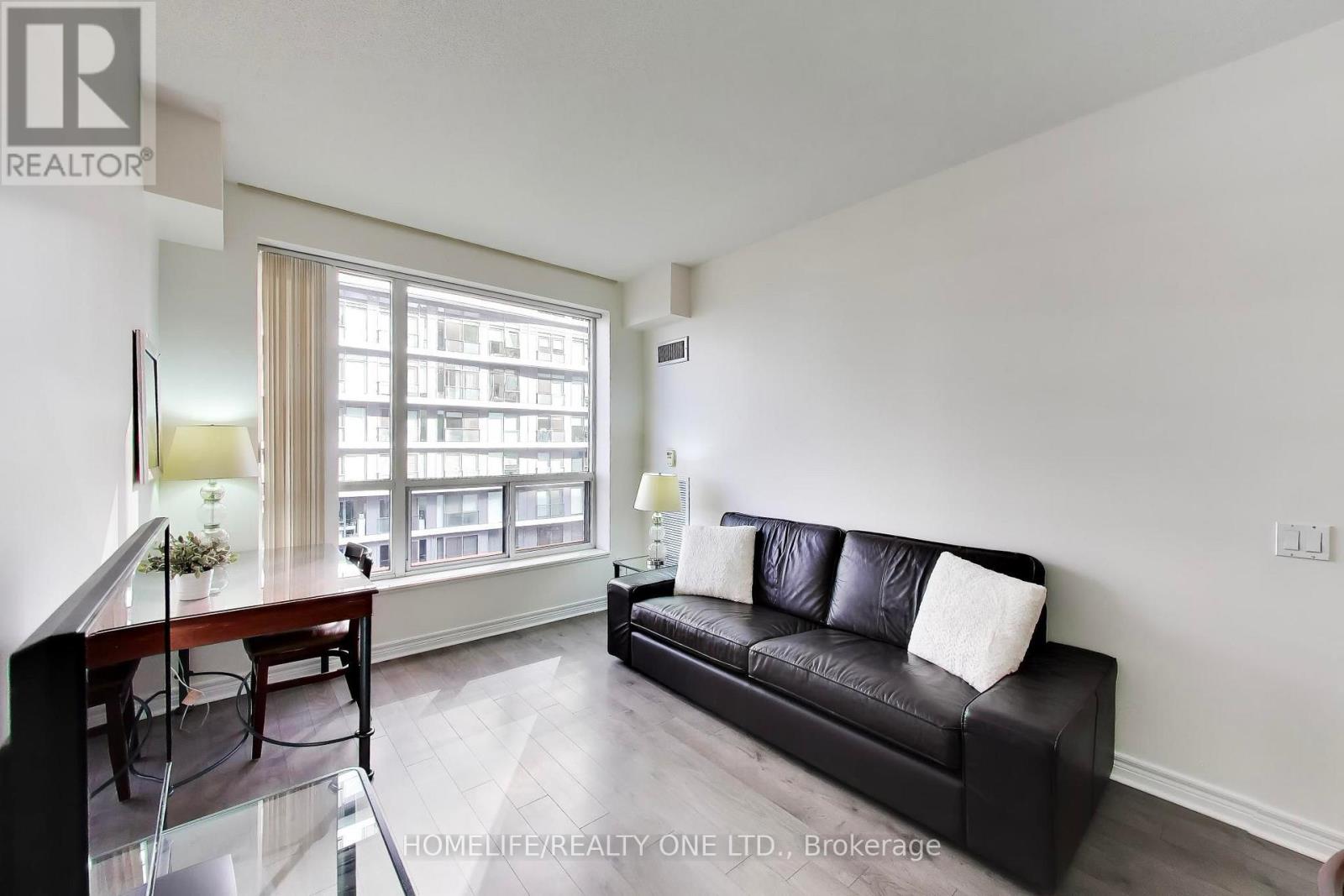 #1105 152 ST PATRICK STREET - 14