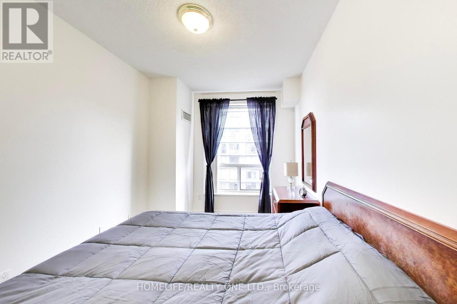 #1105 152 ST PATRICK STREET - 21
