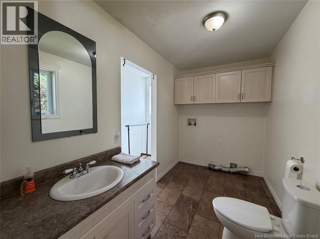 12 Fort Avenue - 11