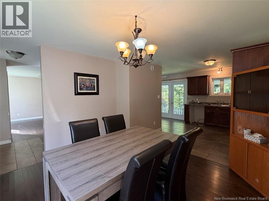 12 Fort Avenue - 9