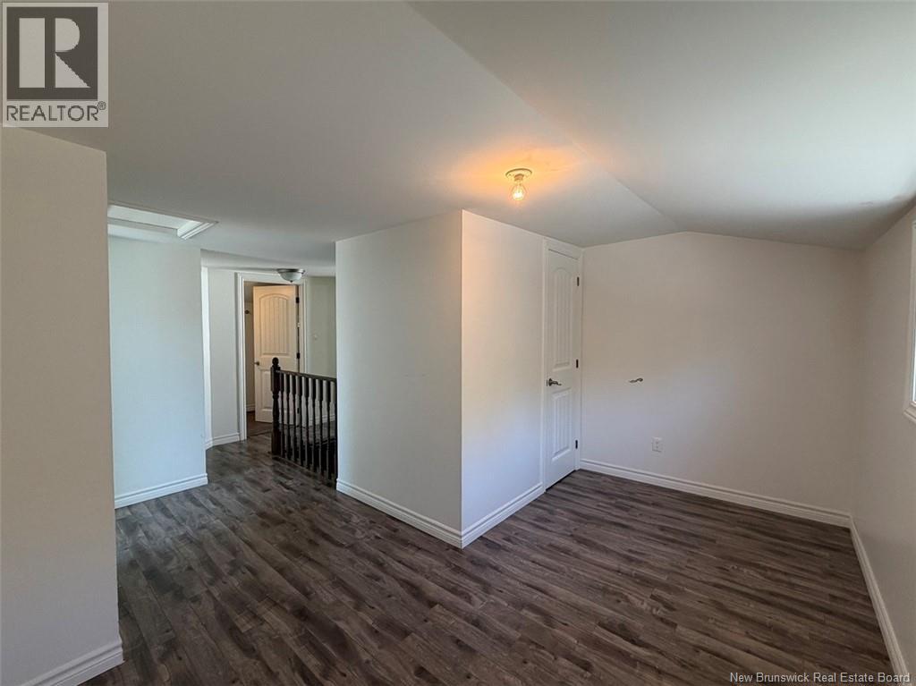 12 Fort Avenue - 18