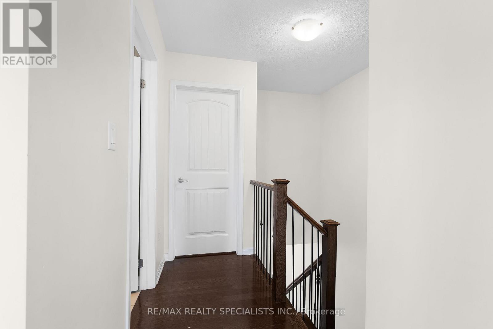 7 STOTTS TERRACE - 17