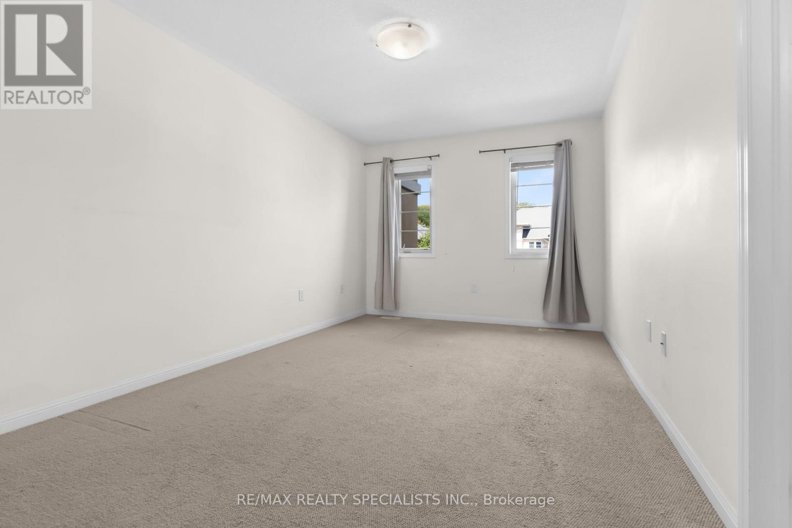 7 STOTTS TERRACE - 18