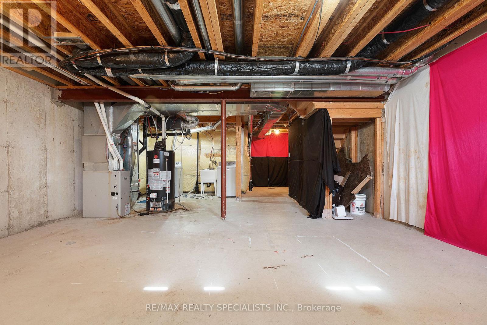 7 Stotts Terrace, Toronto, ON photo 30