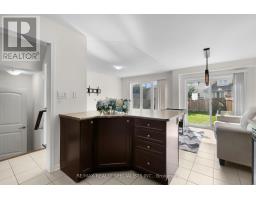 7 Stotts Terrace, Toronto, ON M1C0C8 Photo 13