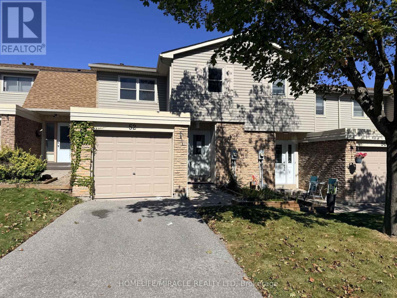 Property for sale at 52 ROBBIE CRESCENT