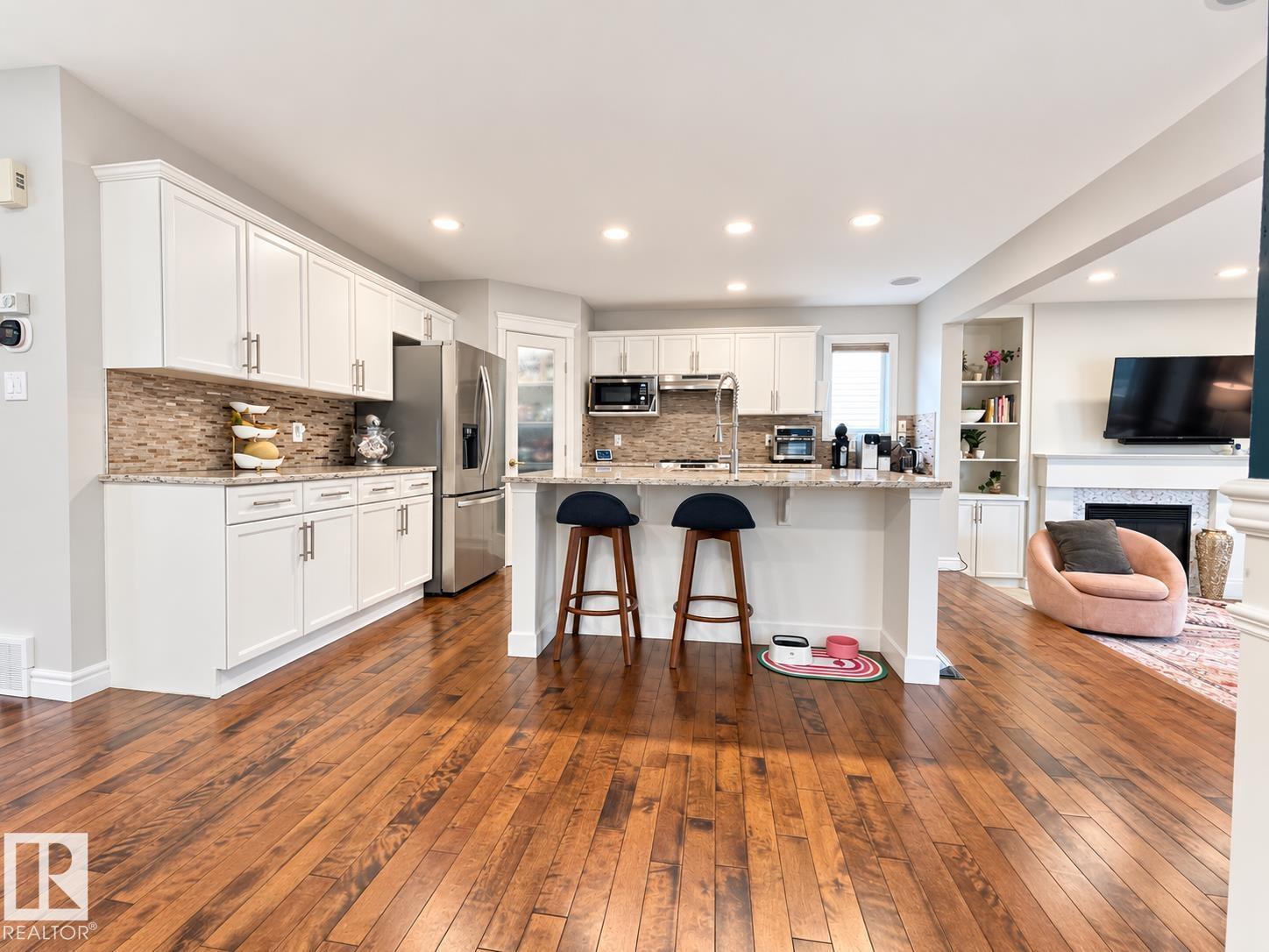 8431 SLOANE CR NW - 5