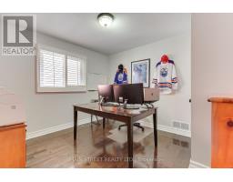 14 Mcgee Crescent, Aurora, ON L4G6L8 Photo 17