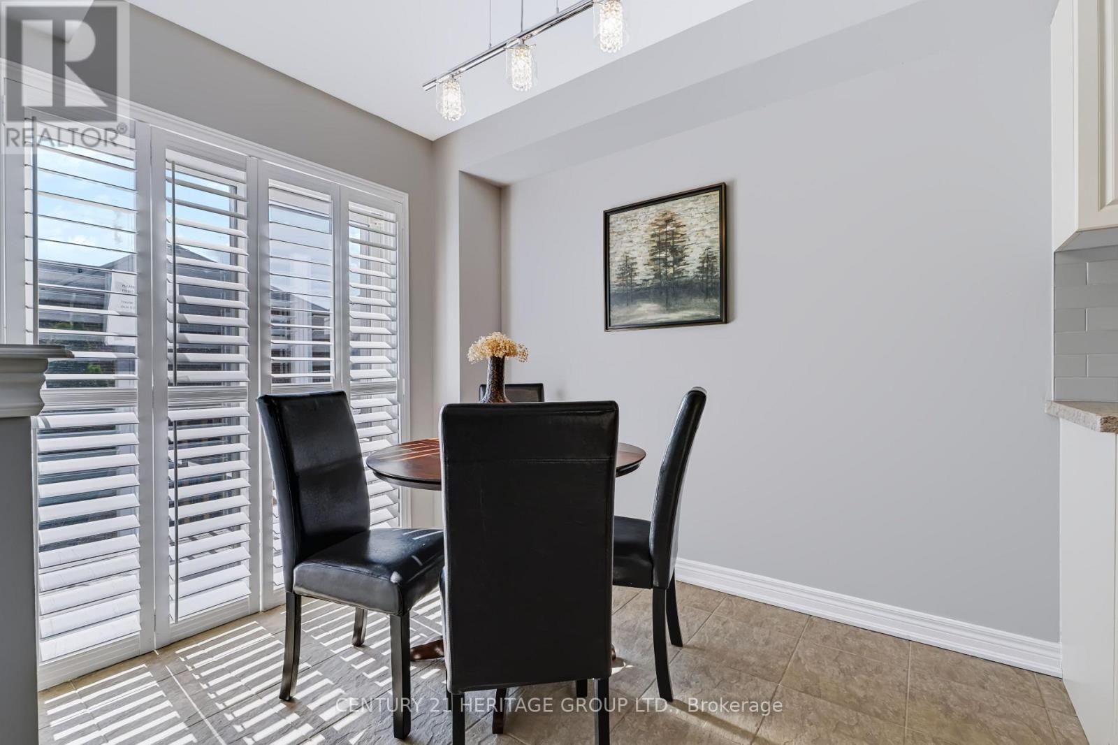 39 STOYELL DRIVE - 14