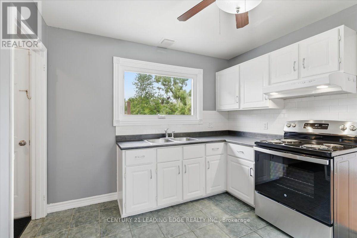 300 ANNSHEILA DRIVE - 10