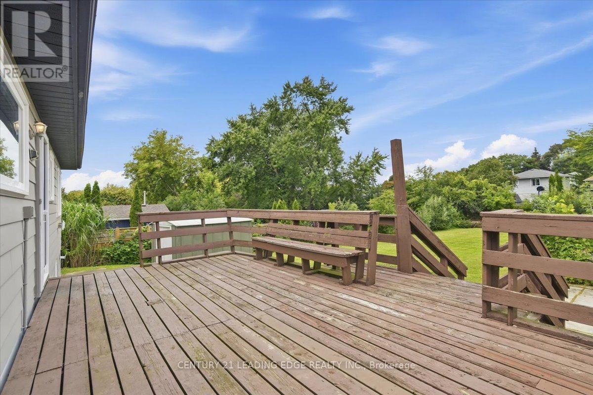 300 ANNSHEILA DRIVE - 16
